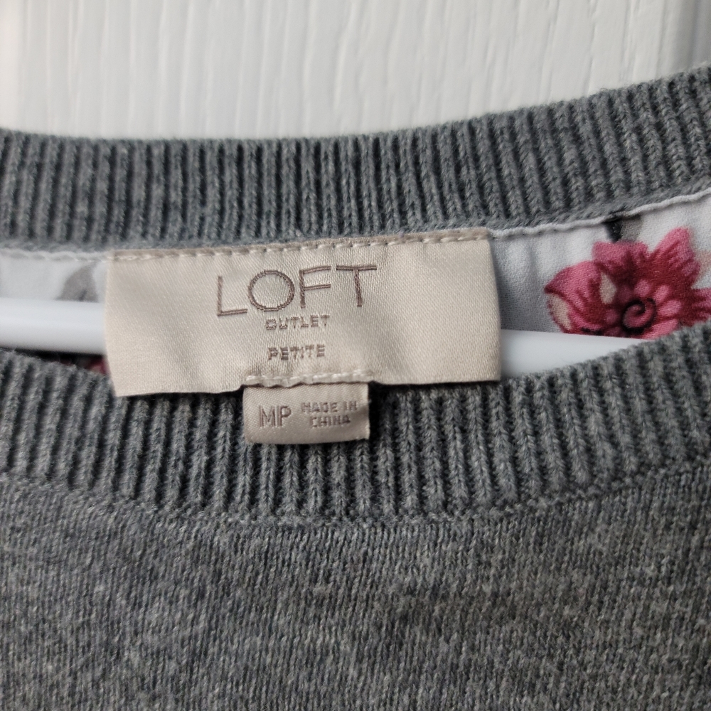 Sweater - Picture 2 of 3